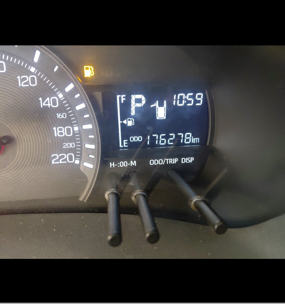 تويوتا يارس Y 2024 image