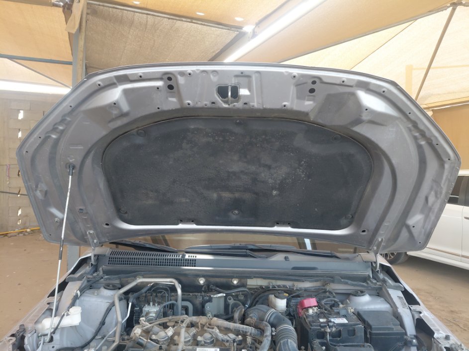 تويوتا يارس Y 2024 image