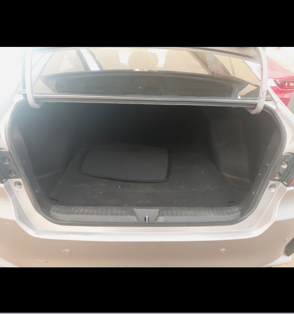 تويوتا يارس Y 2024 image