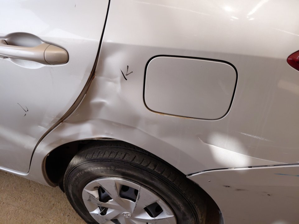 تويوتا يارس Y FLT 2022 image