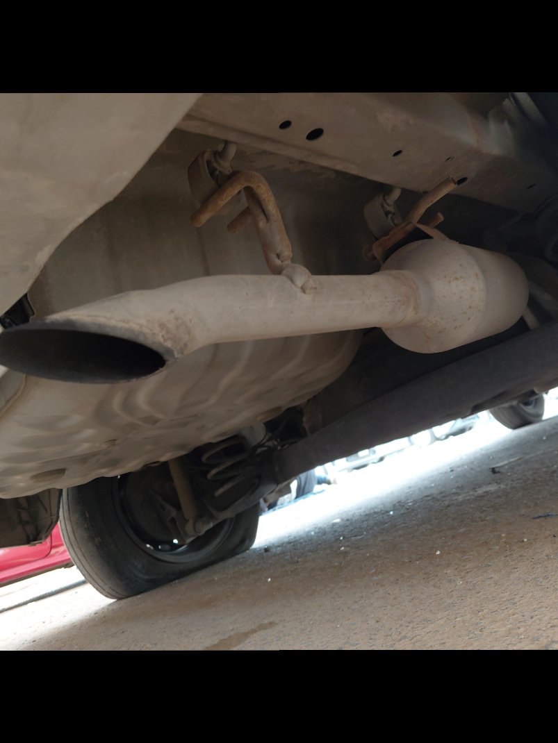 تويوتا يارس Y FLT 2022 image