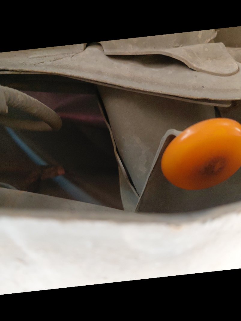 تويوتا يارس Y FLT 2022 image