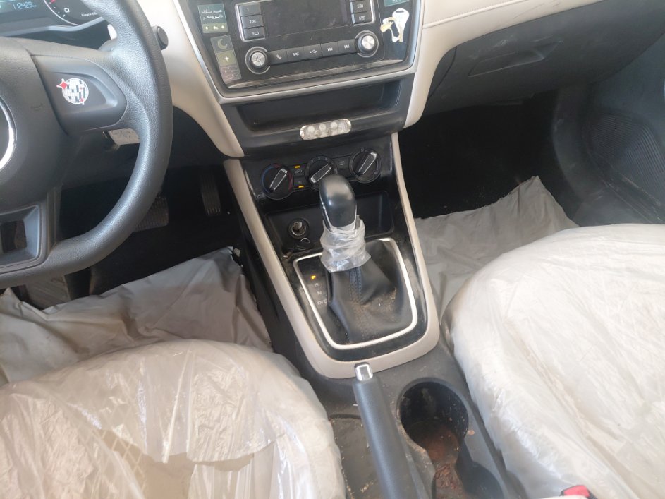 إم جي 5  2023 image