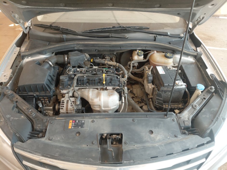 إم جي 5  2023 image