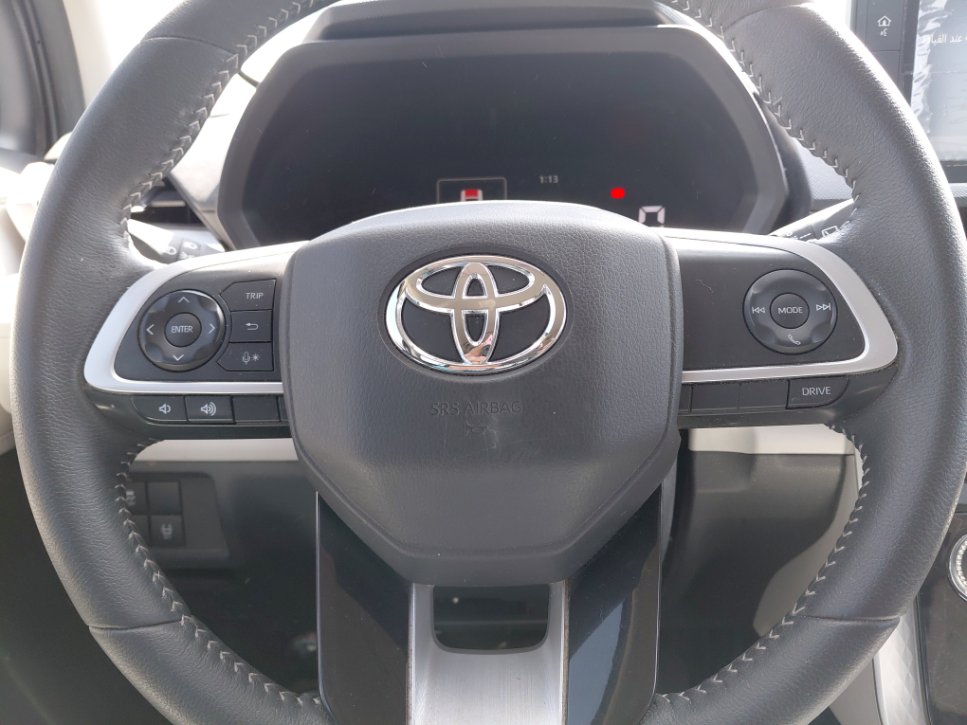 تويوتا فيلوز GLX 2024 image