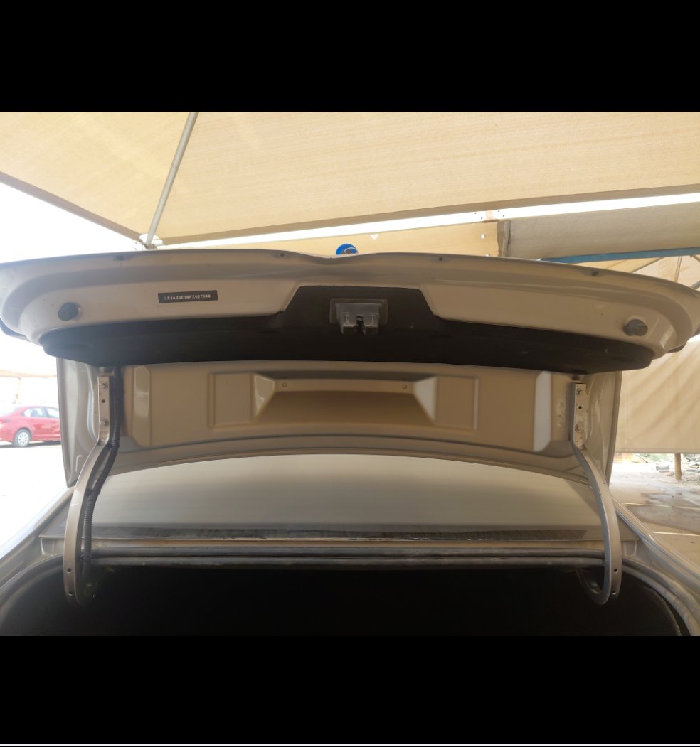 إم جي 5  2023 image