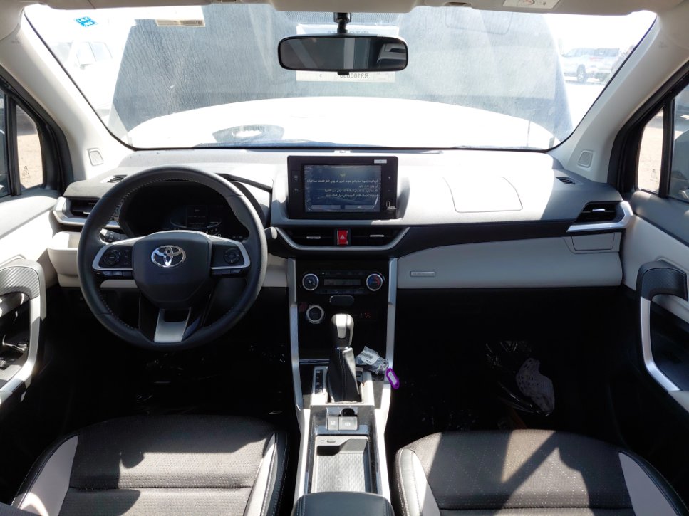 تويوتا فيلوز GLX 2024 image