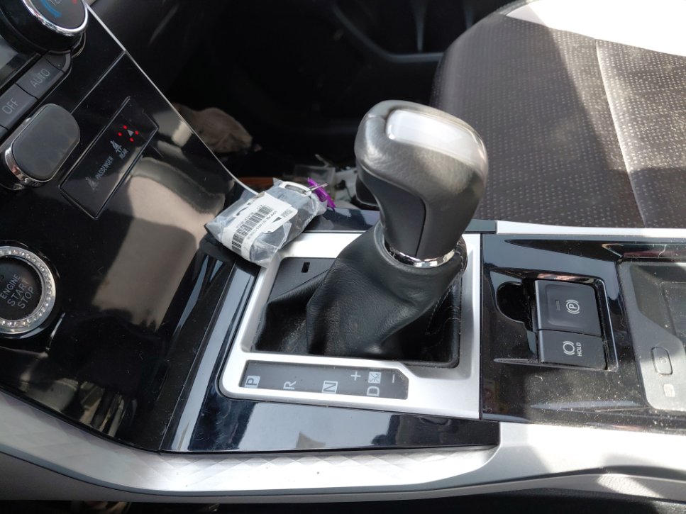 تويوتا فيلوز GLX 2024 image