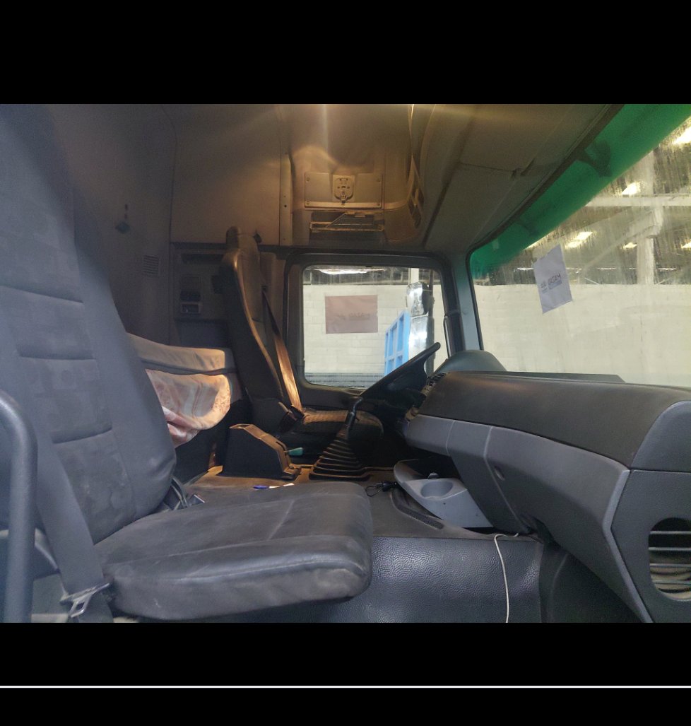 مرسيدس اكتروس 2040 -  2009 image