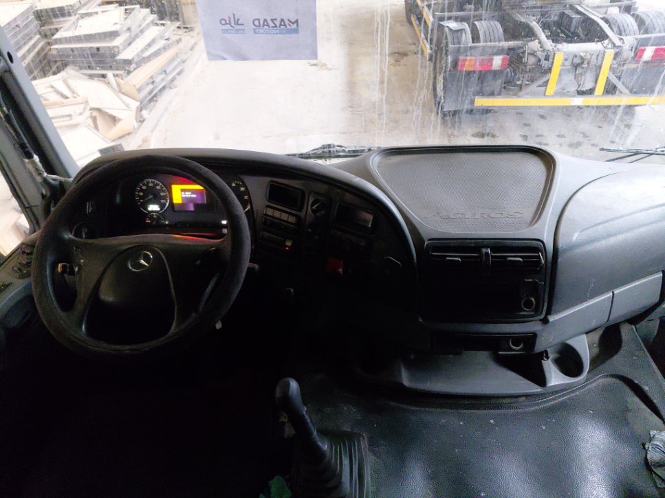 مرسيدس اكتروس  2040- 2009 image