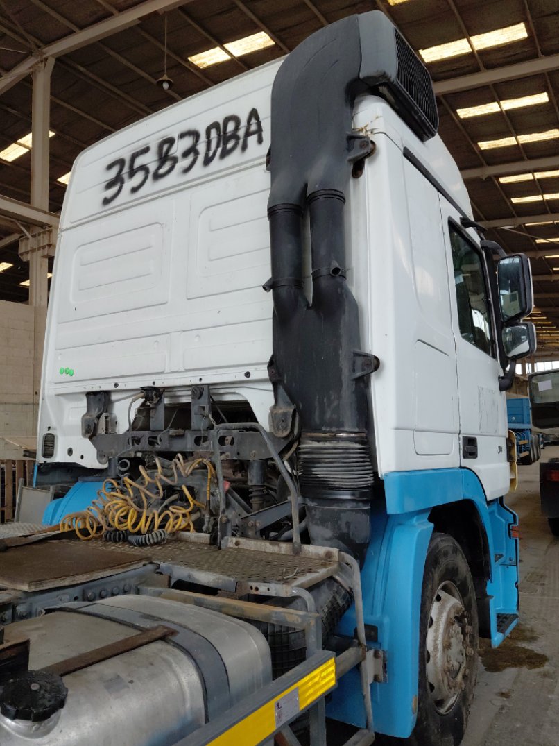 مرسيدس اكتروس  2040- 2009 image