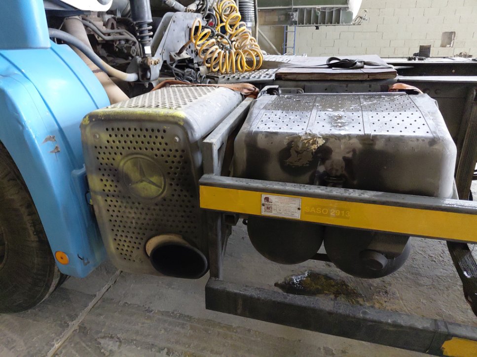 مرسيدس اكتروس  2040- 2009 image