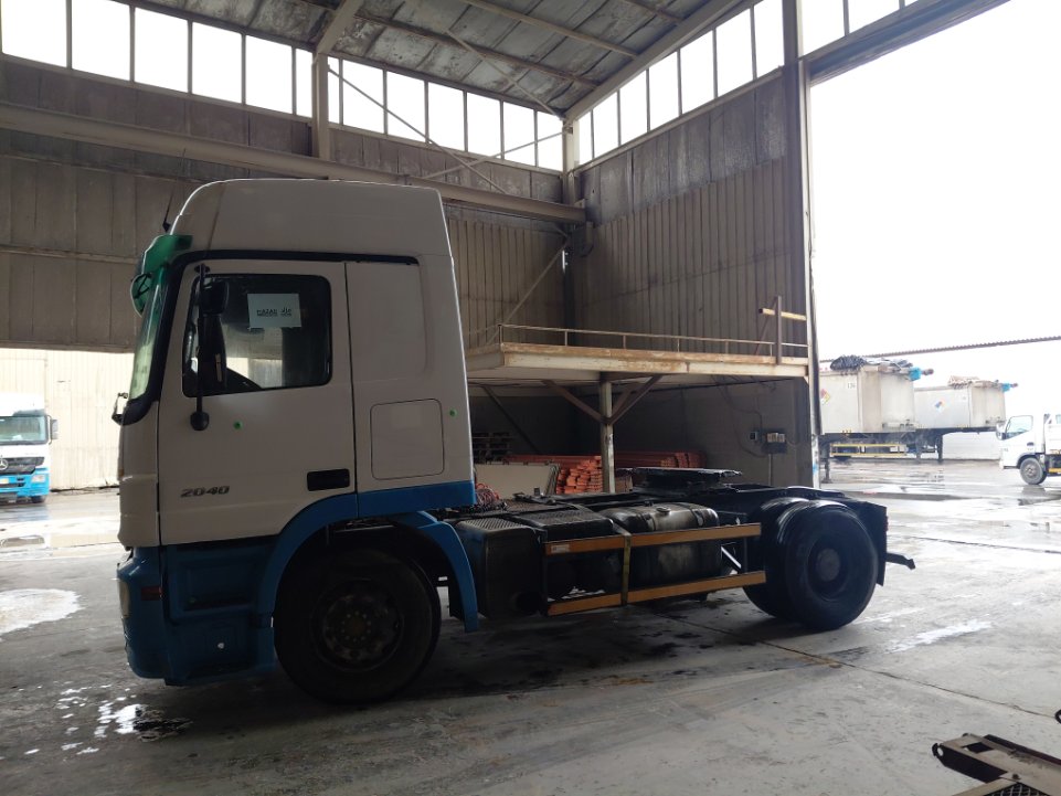 مرسيدس اكتروس 2040 -  2009 image