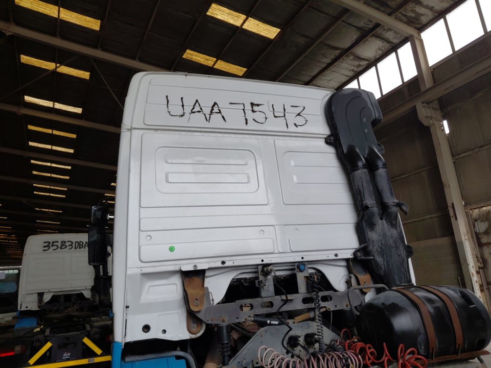 مرسيدس اكتروس 2040 -  2009 image