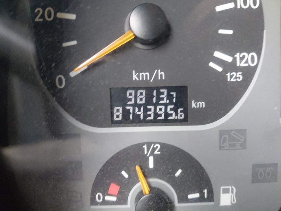 مرسيدس اكتروس 2040 -  2009 image