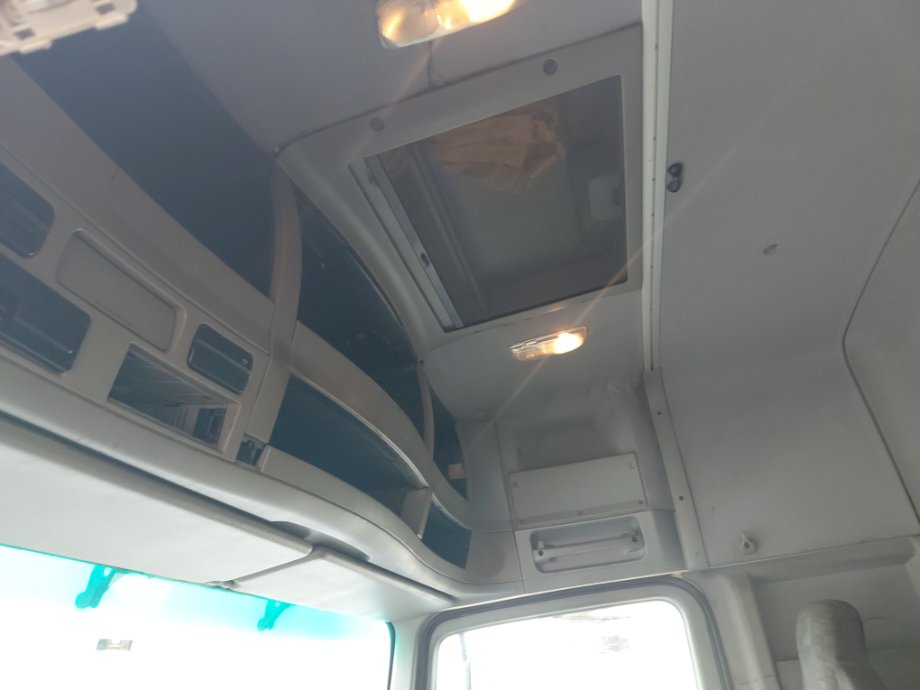 مرسيدس اكتروس 2040 -  2009 image