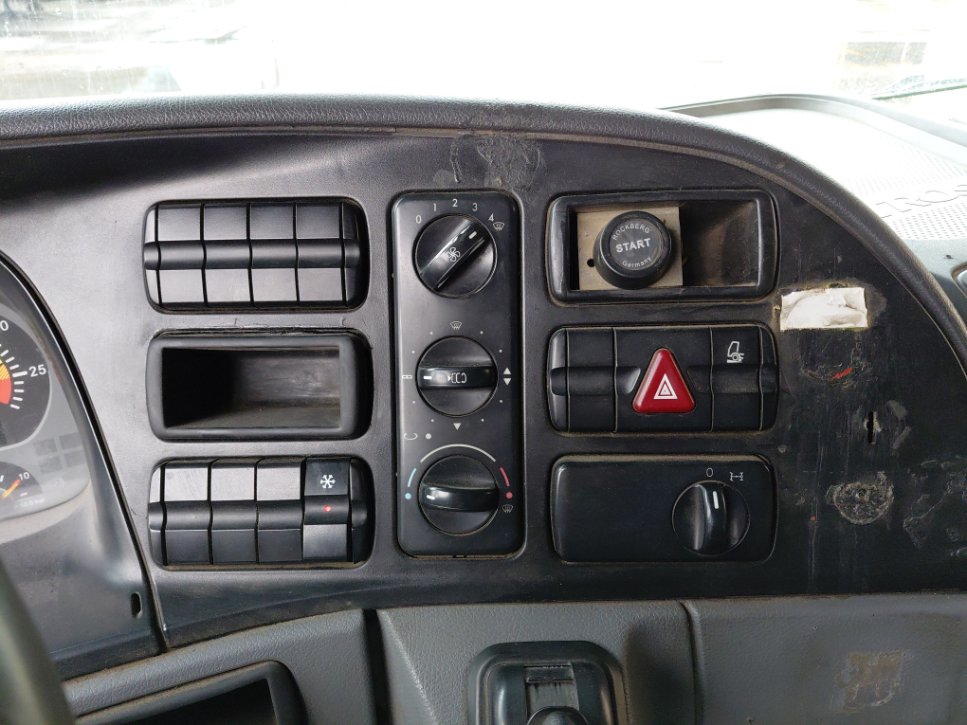 مرسيدس اكتروس 2040 -  2009 image