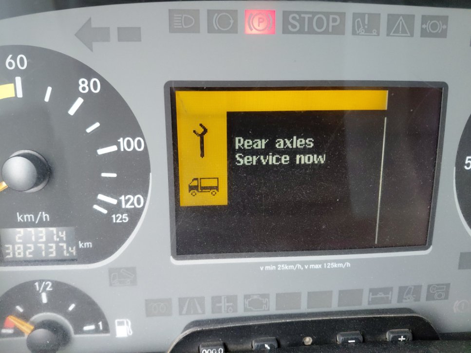 مرسيدس اكتروس 2040 -  2009 image