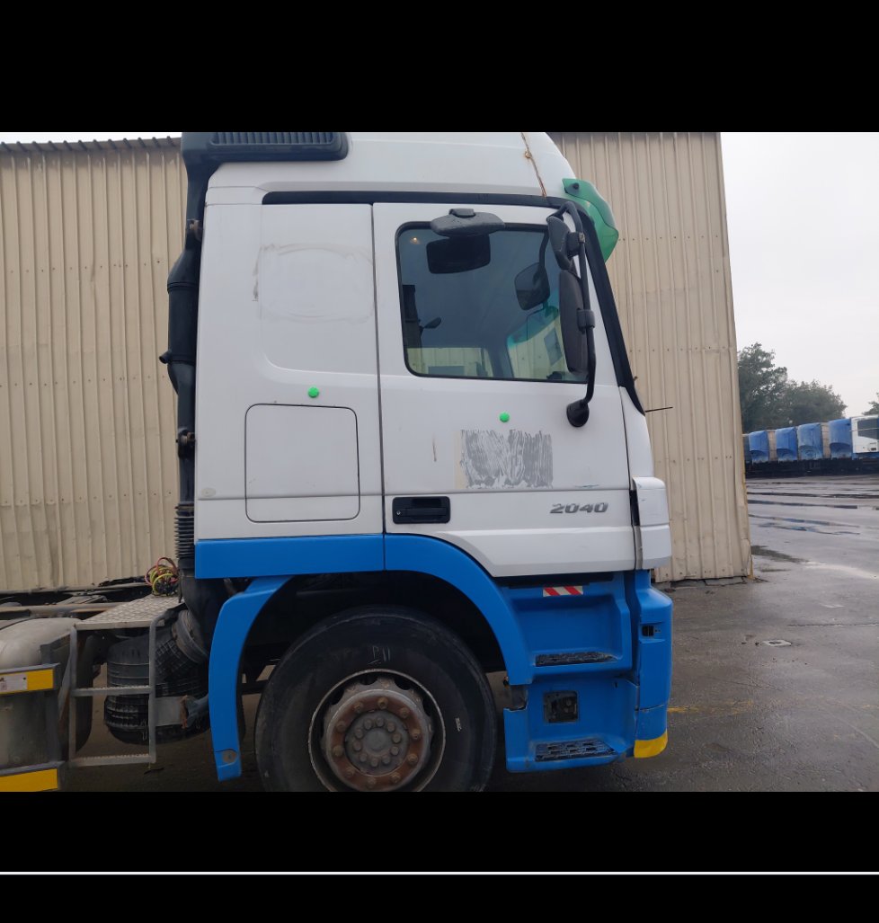 مرسيدس اكتروس 2040 -  2009 image