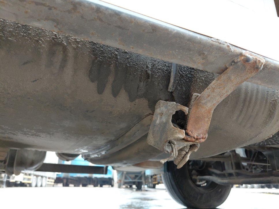 مرسيدس اكتروس 2040 -  2009 image