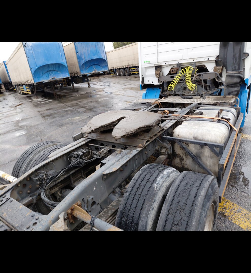 مرسيدس اكتروس 2040 -  2009 image