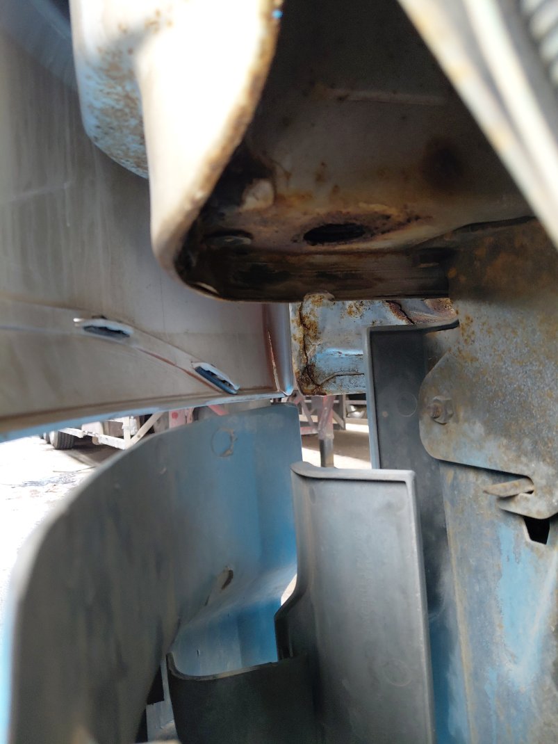 مرسيدس اكتروس 2040 -  2009 image