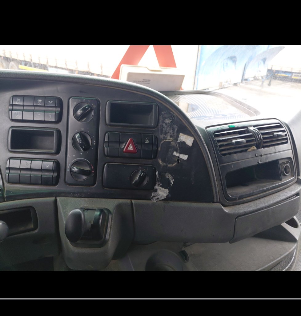 مرسيدس اكتروس 2040 -  2009 image