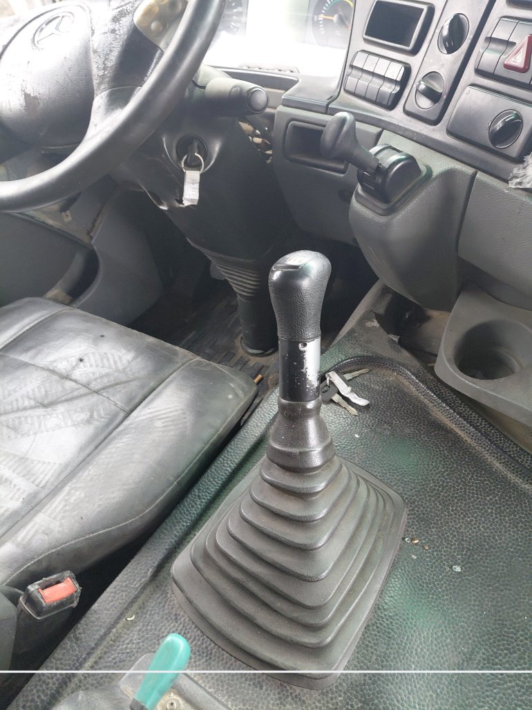 مرسيدس اكتروس 2040 -  2009 image