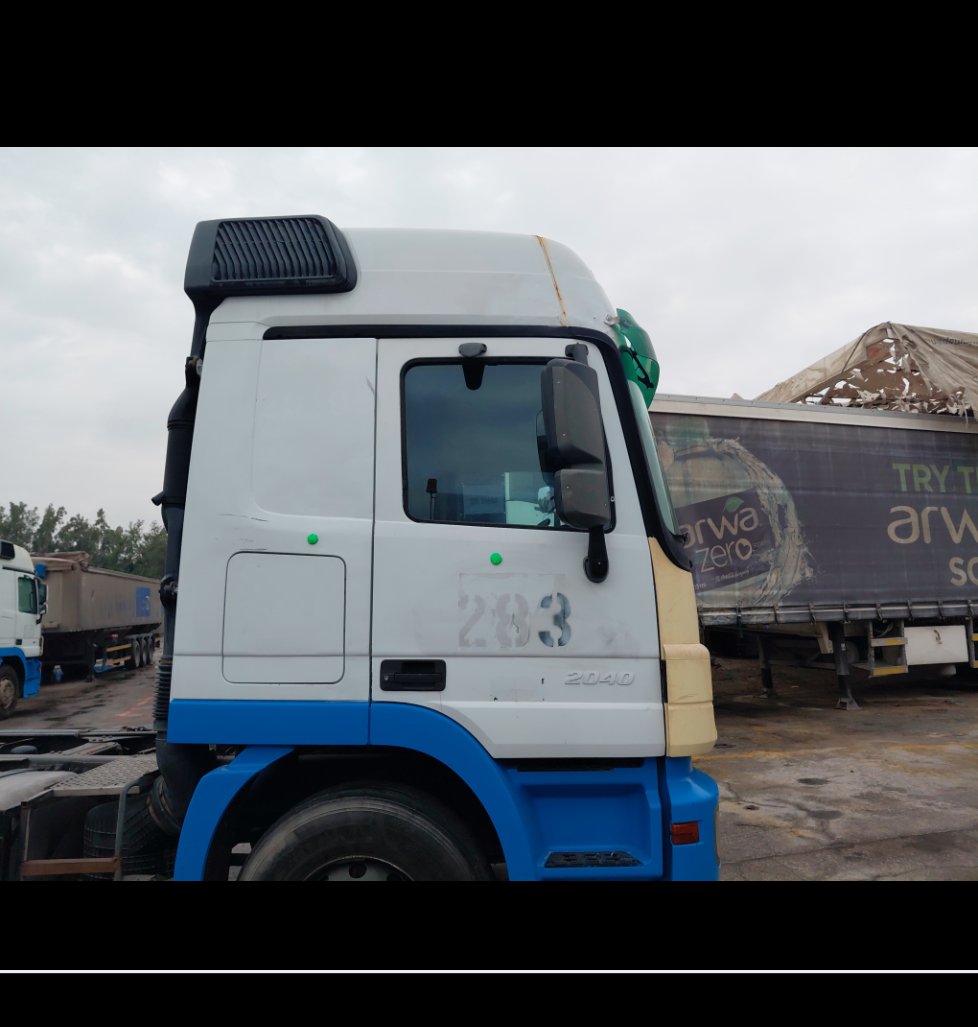 مرسيدس اكتروس 2040 -  2009 image