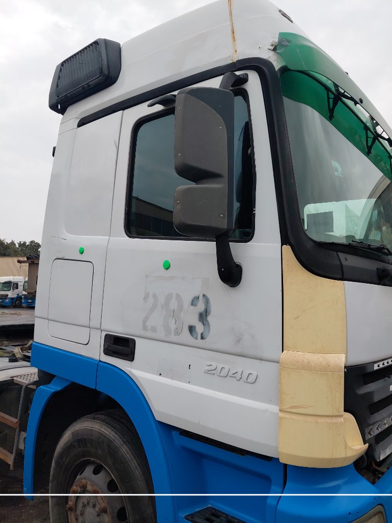 مرسيدس اكتروس 2040 -  2009 image