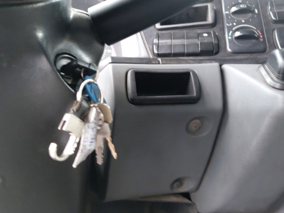 مرسيدس اكتروس 2040 -  2009 image