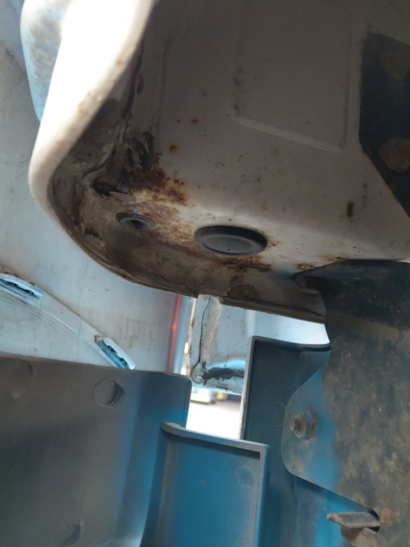 مرسيدس اكتروس 2040 -  2009 image