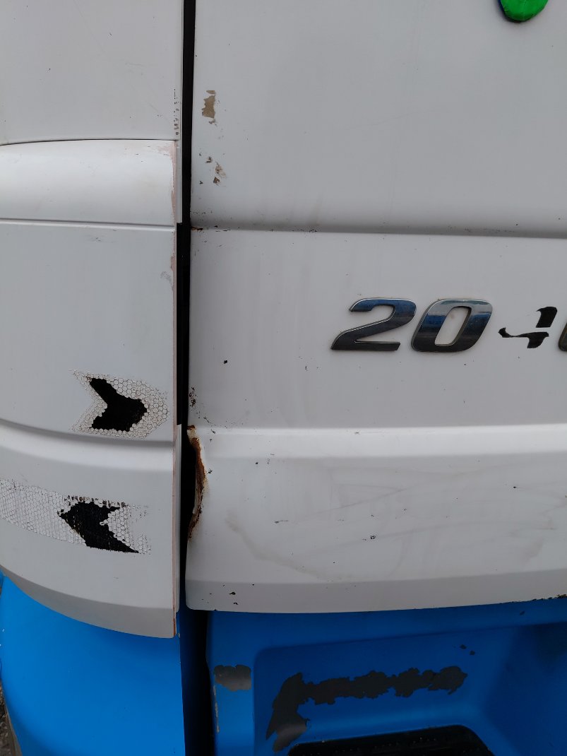 مرسيدس اكتروس 2040 -  2009 image