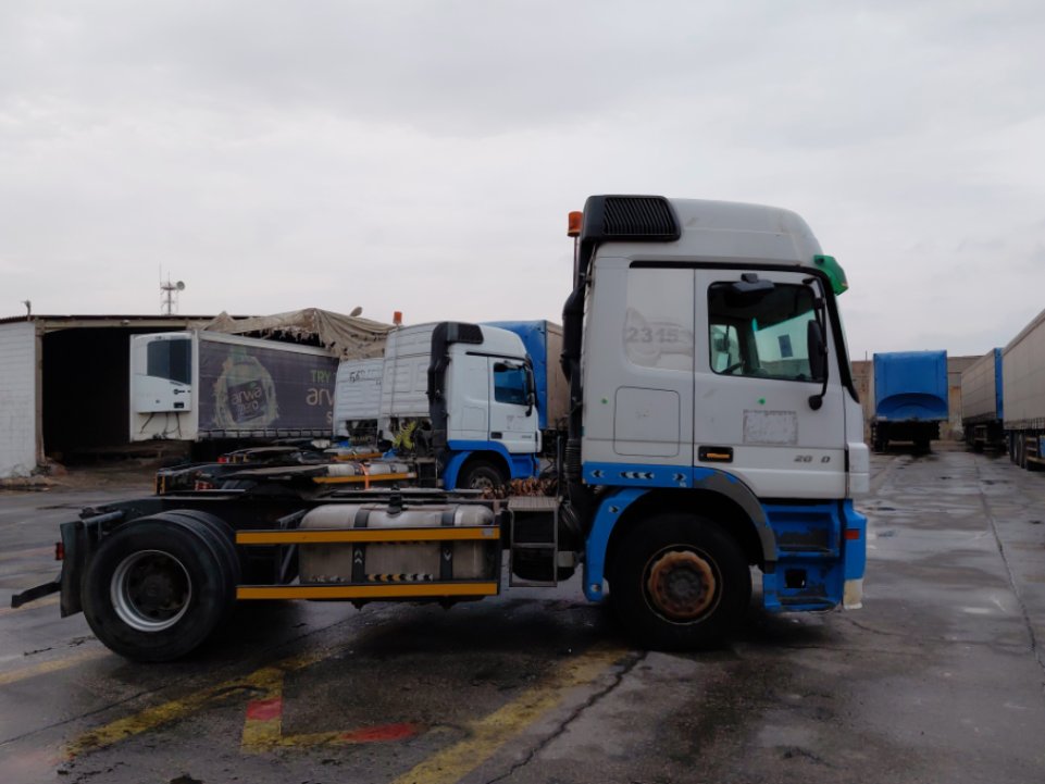 مرسيدس اكتروس 2040 -  2009 image