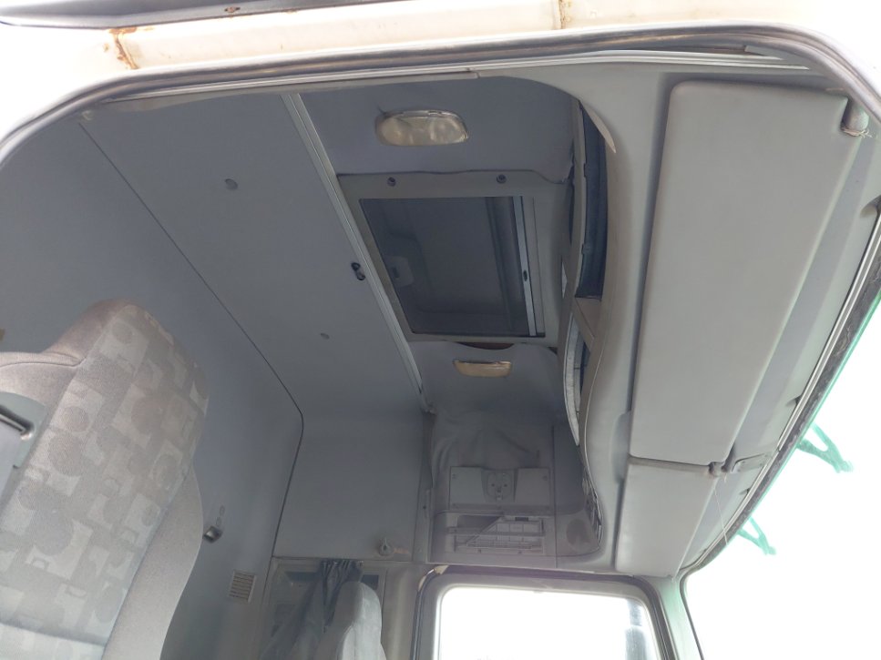 مرسيدس اكتروس 2040 -  2009 image