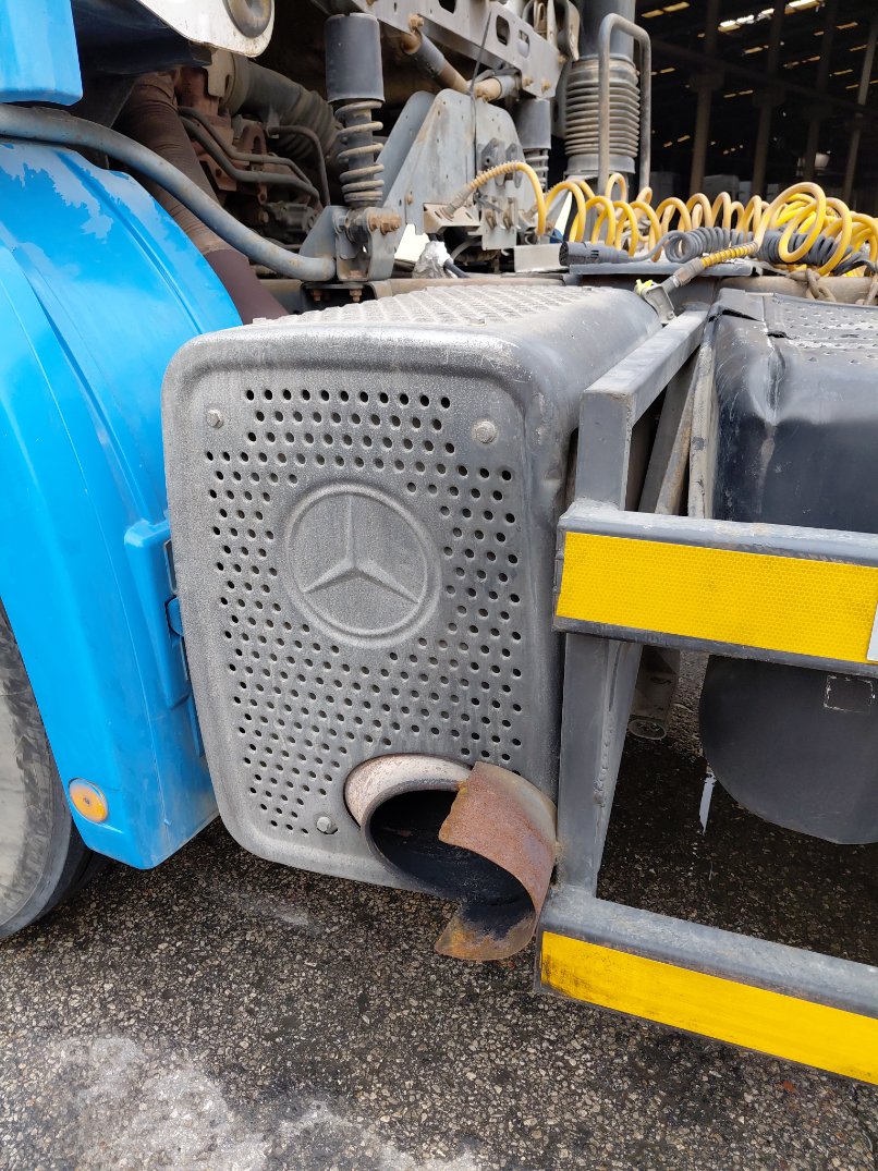 مرسيدس اكتروس 2040 -  2009 image