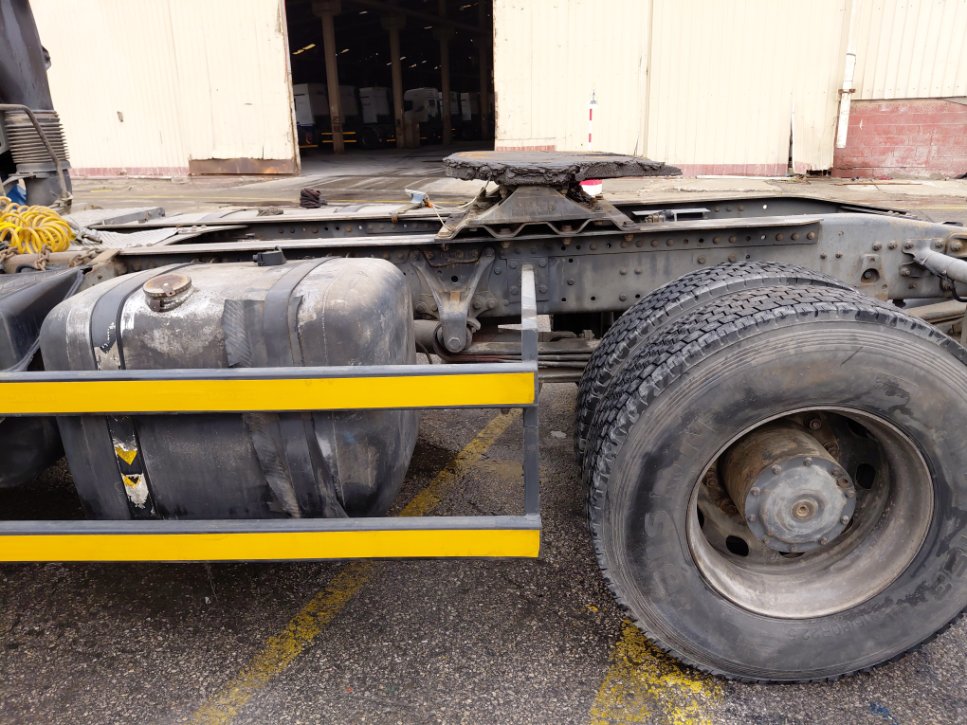 مرسيدس اكتروس 2040 -  2009 image