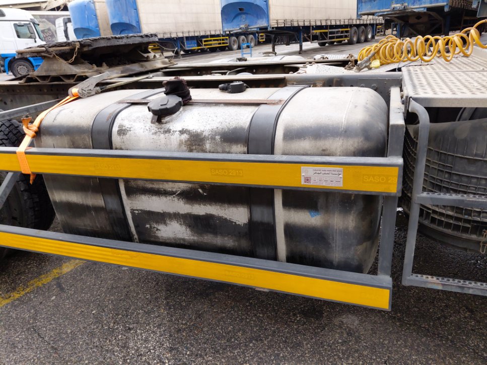 مرسيدس اكتروس 2040 -  2009 image