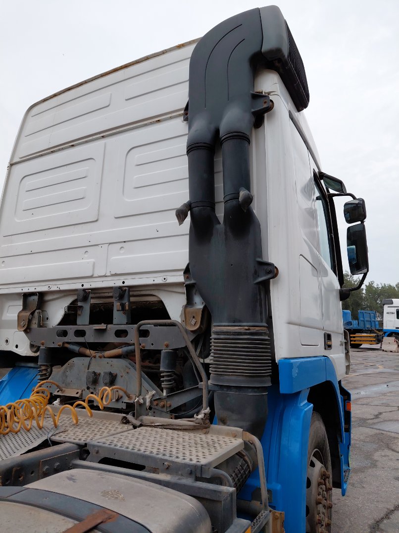 مرسيدس اكتروس 2040 -  2009 image