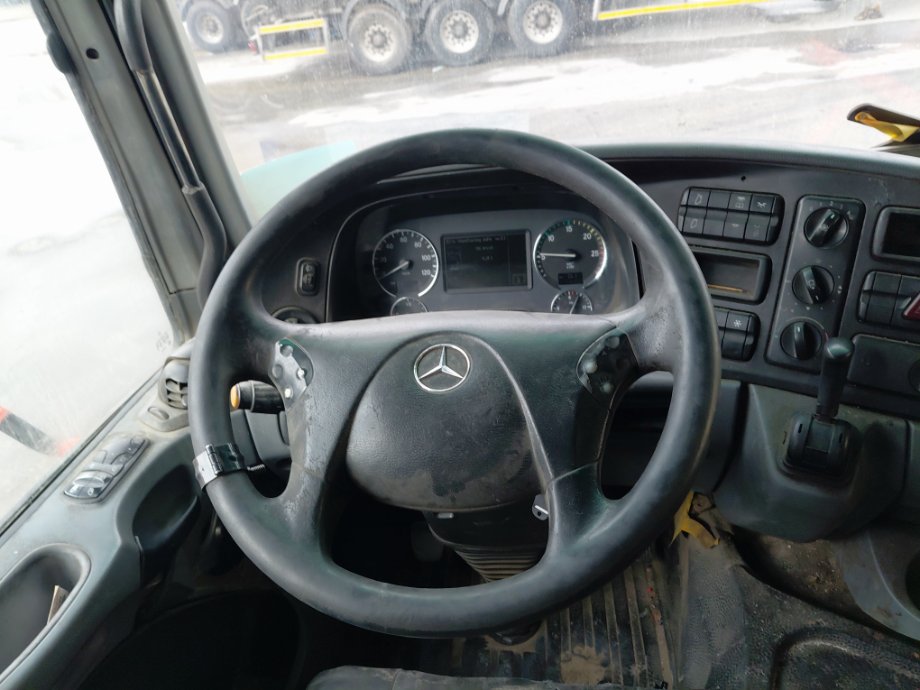 مرسيدس اكتروس 2040 2009 image