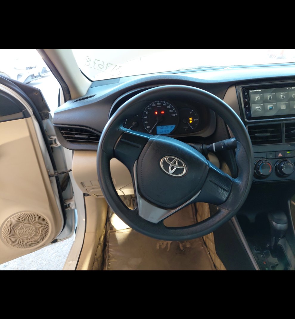 تويوتا يارس Y 2 2022 image