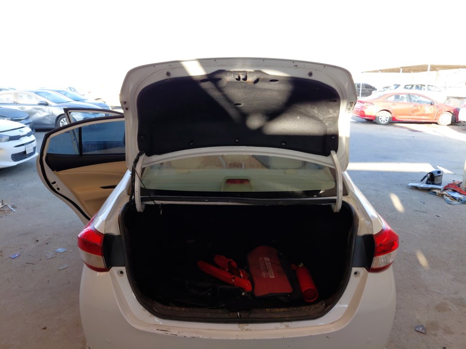 تويوتا يارس Y 2 2022 image