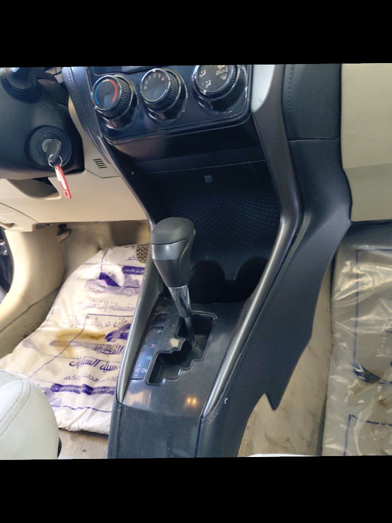 تويوتا يارس Y FLT  2021 image