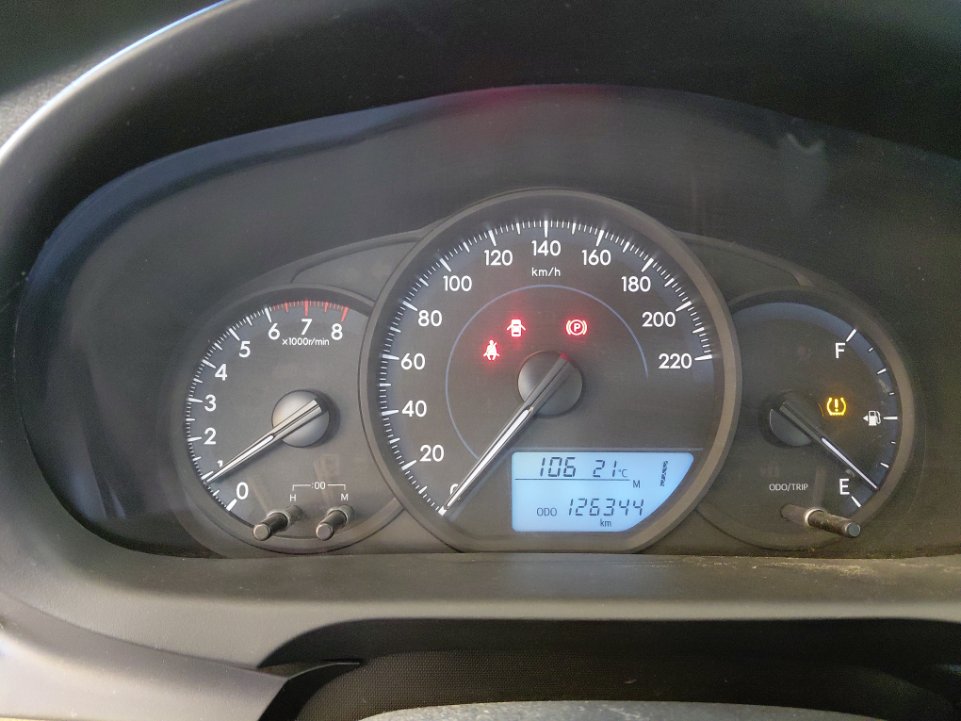 تويوتا يارس Y FLT  2021 image