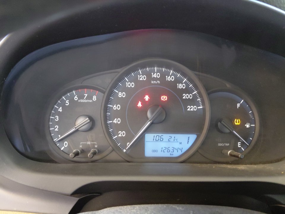 تويوتا يارس Y FLT  2021 image