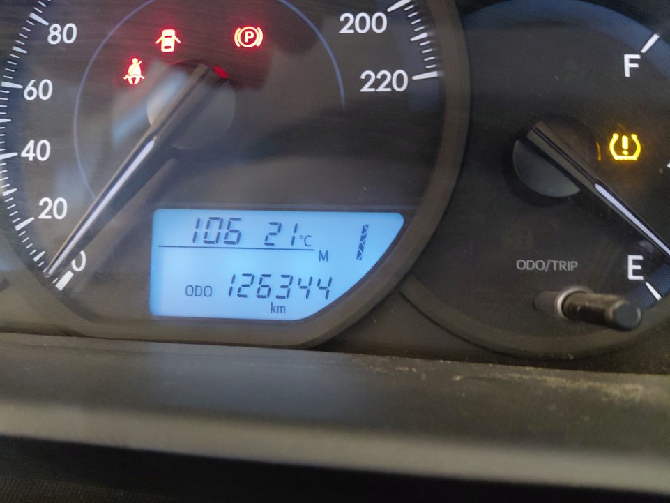 تويوتا يارس Y FLT  2021 image