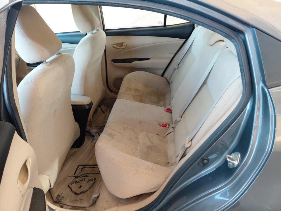 تويوتا يارس Y FLT  2021 image