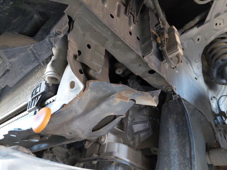 تويوتا يارس Y FLT  2021 image