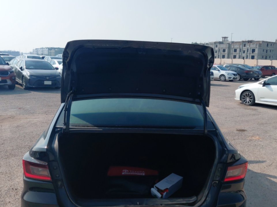 تويوتا يارس Y 2024 image