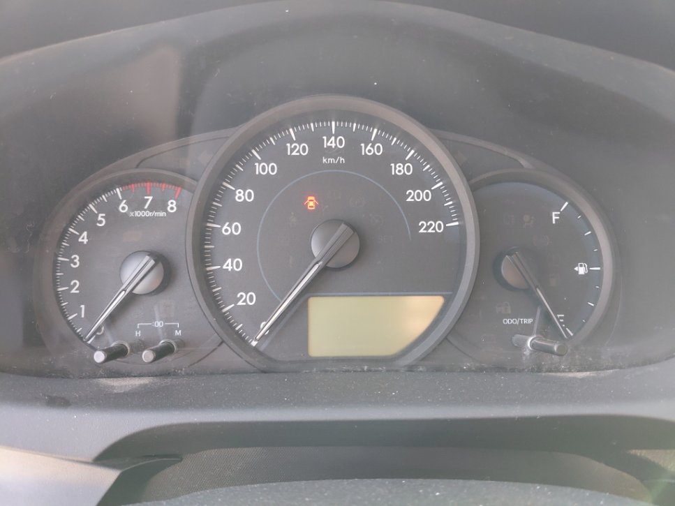 تويوتا يارس Y FLT 2022 image